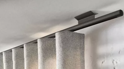 Interstilschiene mit Wavevorhang Interstilschiene mit Wavevorhang
